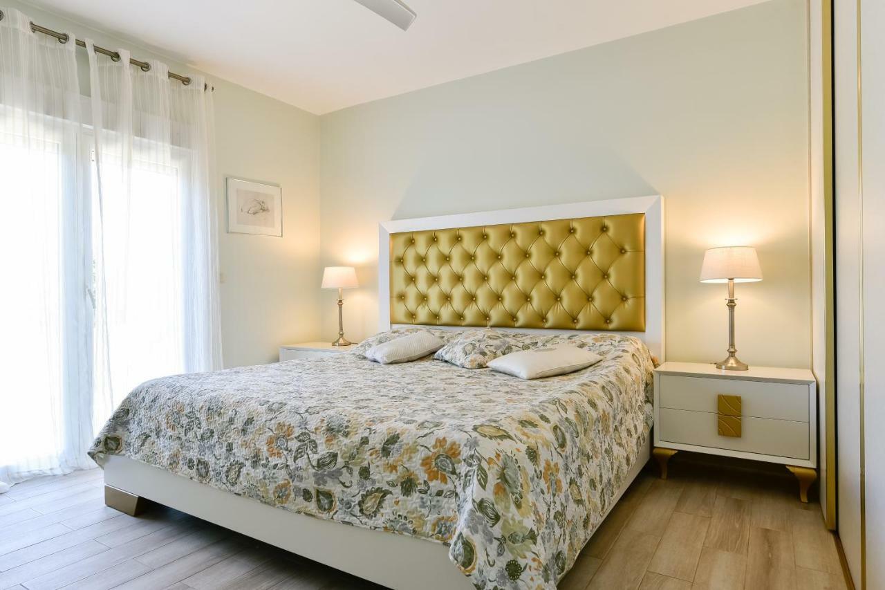 Casa Lusentum Villa Торевиеха Екстериор снимка